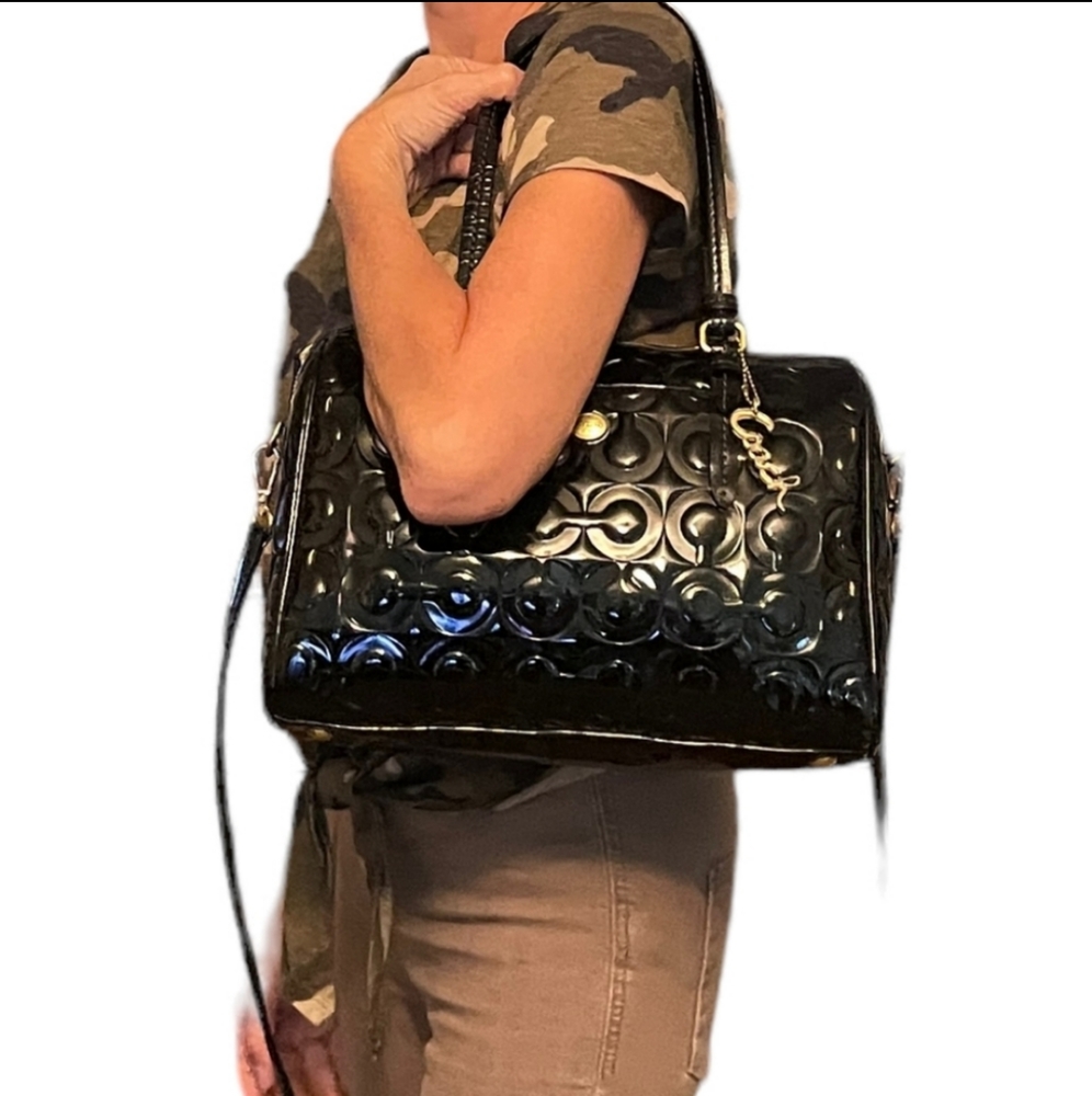 Coach Peyton Op Art Black Patent Leather Handbag H1381 F26962